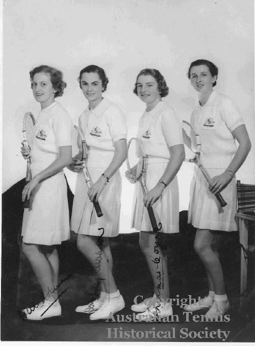 1938 Womens Tennis Team