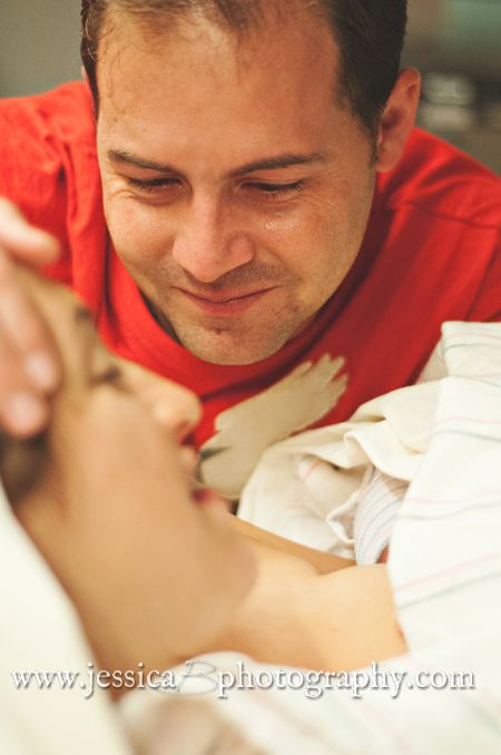 daddy getting tear-y-eyed las vegas birth photographer