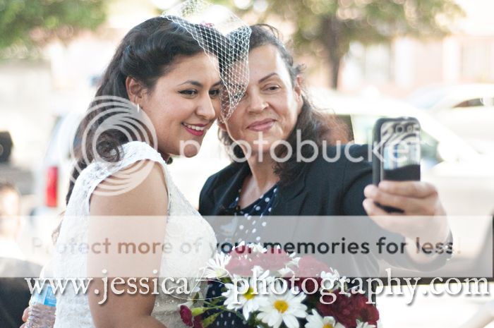bride with mom